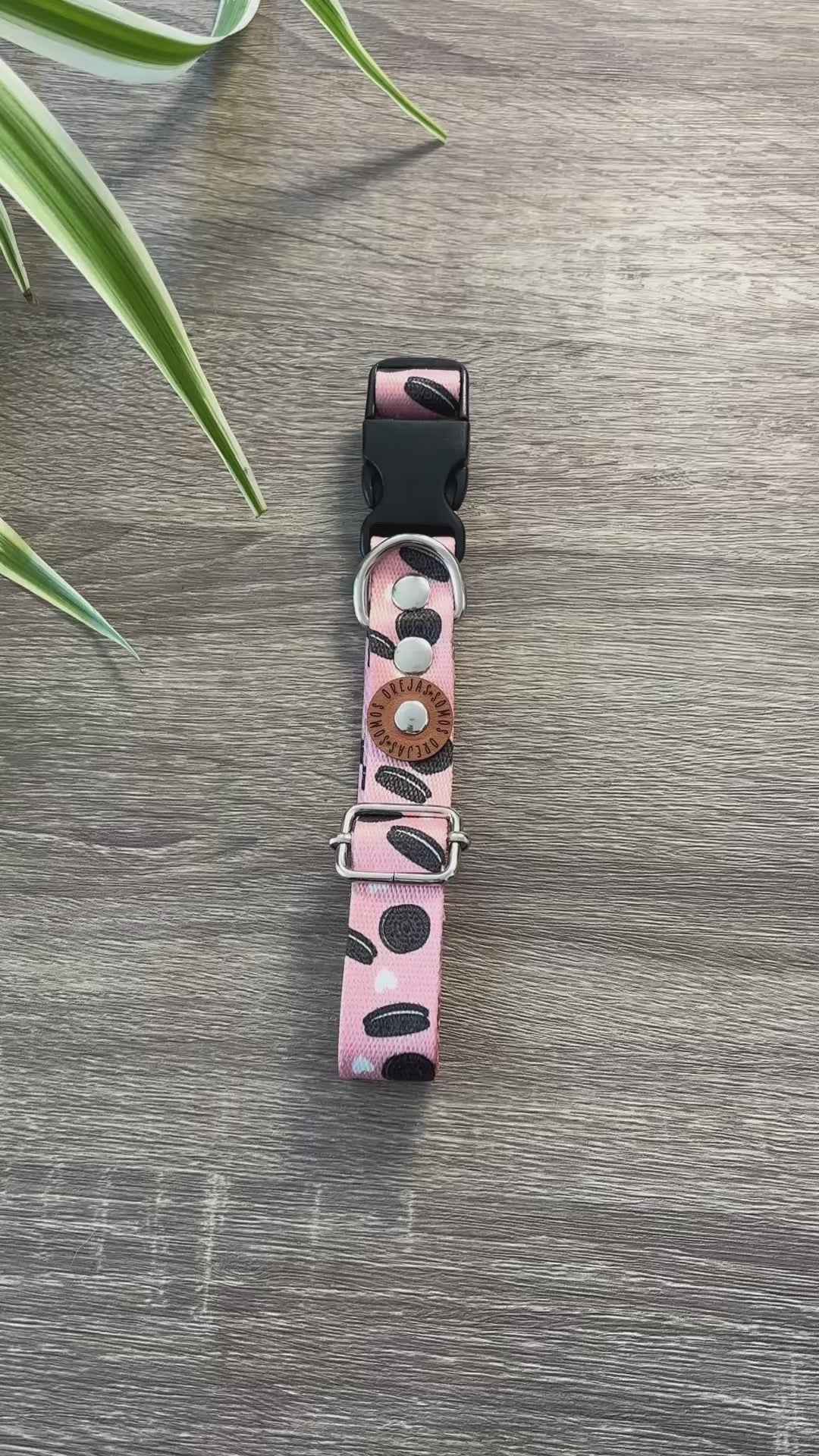 Collar regulable para mascotas - Oreo